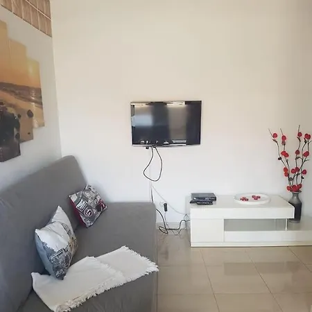 Apartment With Balcony And Pools In Playa Paraiso *