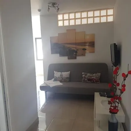 With Balcony And Pools In Playa Paraiso 아데제